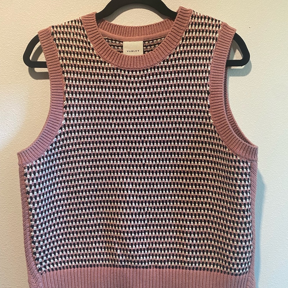 Varley Women's Pink and Black Knit Sweater Vest